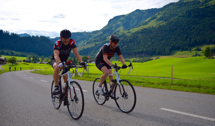 Suisse Etape cyclists